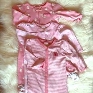 Set of 3 footed pajamas
